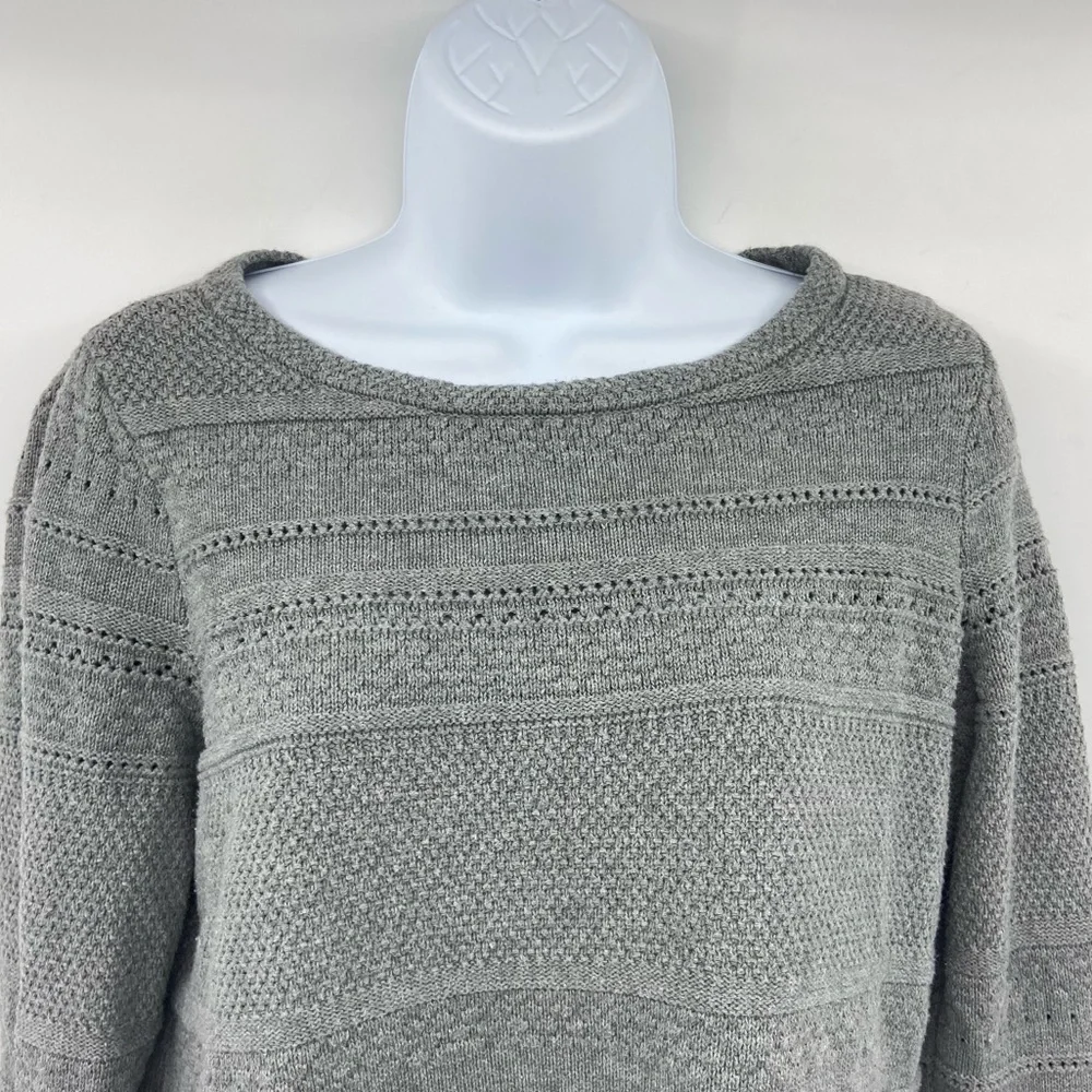 Loft Women’s Grey Knit Sweater Size Medium - Picture 3 of 7